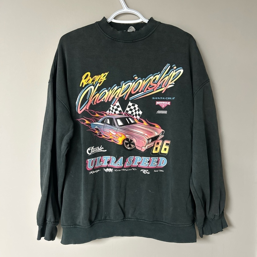 H&M Racing Championship Ultra Speed, 86 Santa Cruz Grey Crewneck‎